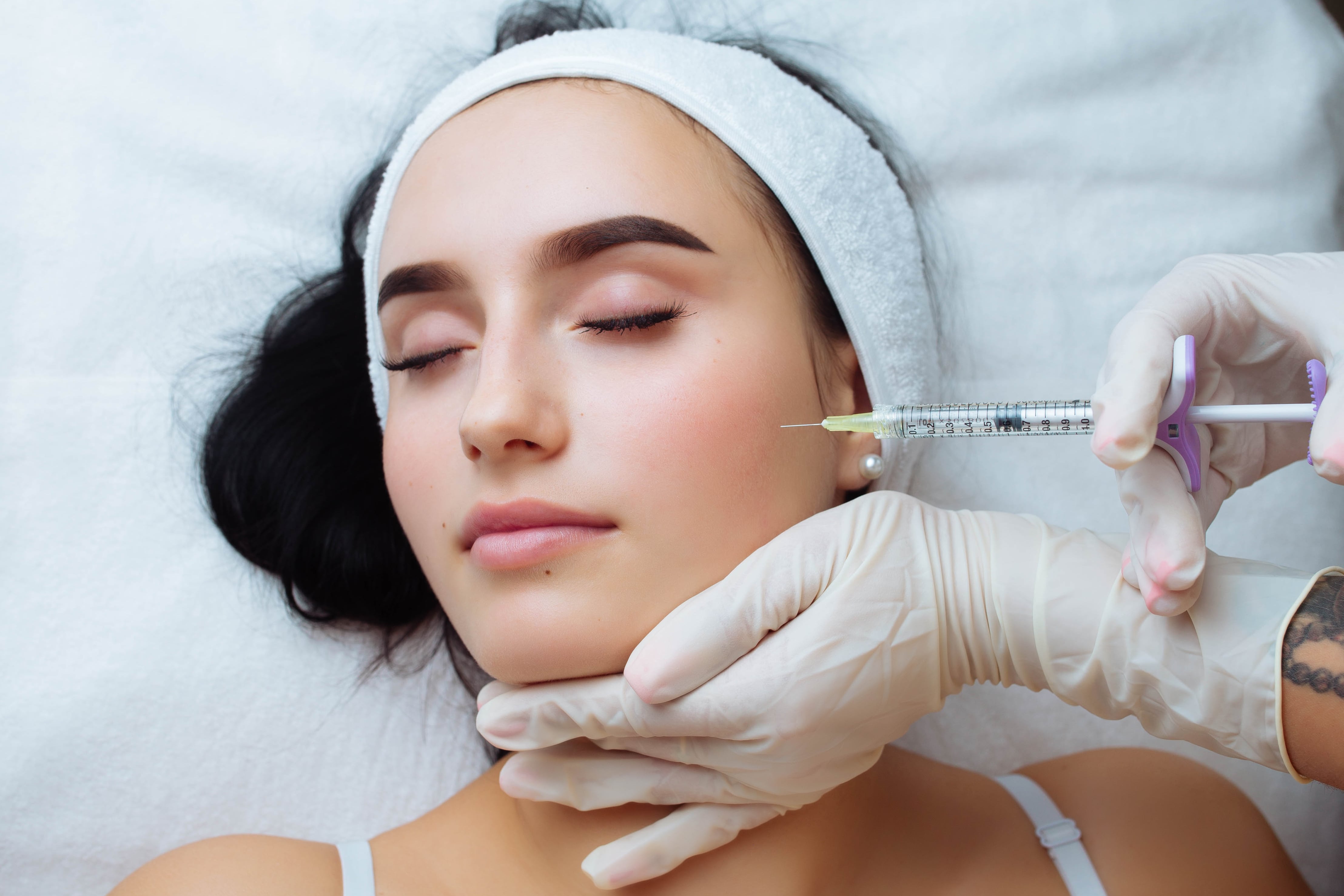Peptide Injection in Dubai | Peptide Therapy | elegant hoopoe