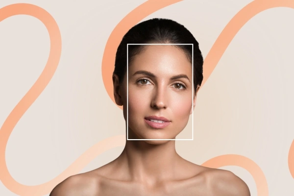 Woman with square frame marking equal width forehead, cheeks, jaw – square or rectangular face
