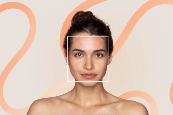 Woman with square frame marking equal width forehead, cheeks, jaw – square or rectangular face